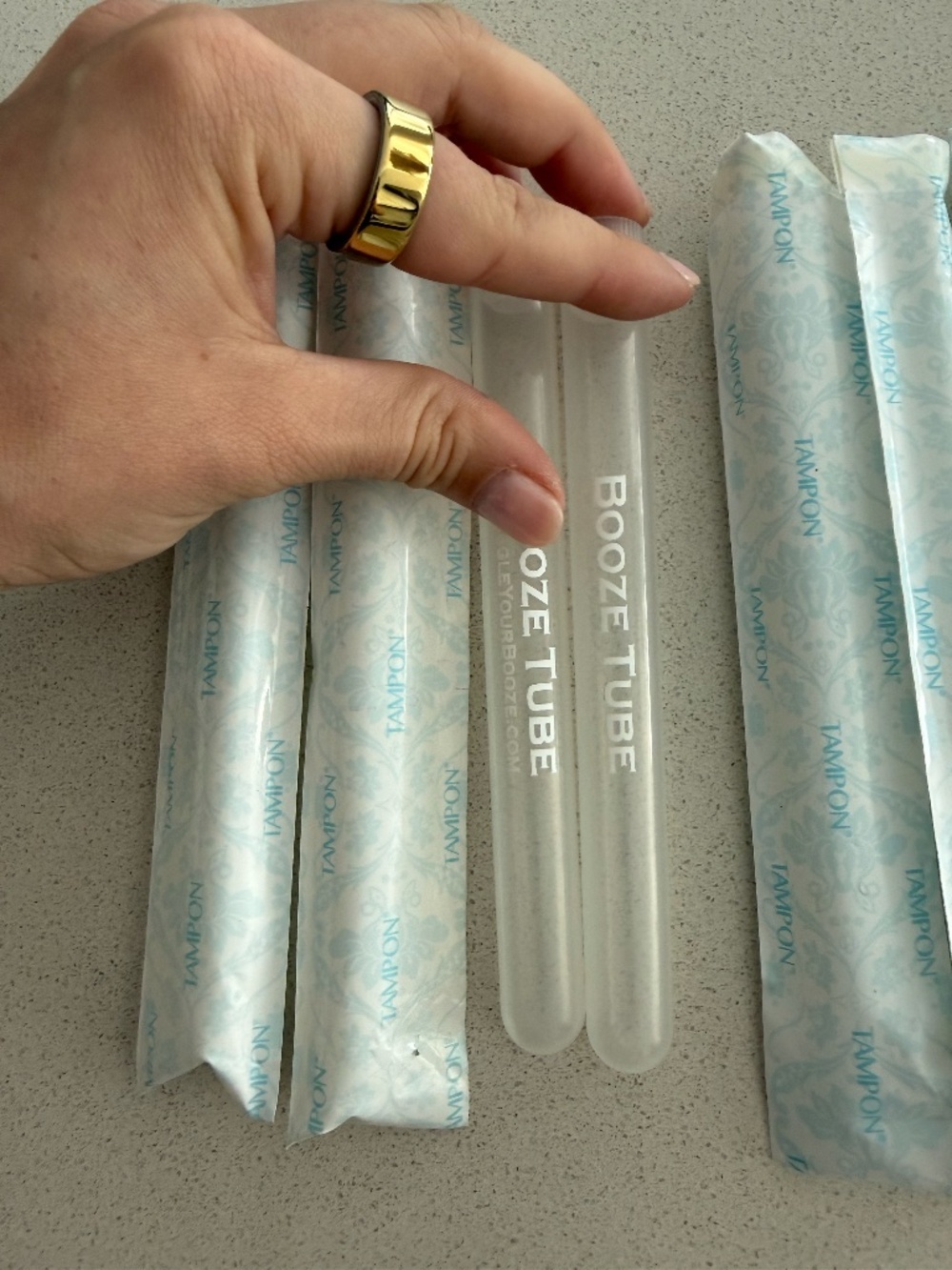 NWOT Hide Your Booze Booze Tube Flask Set (7-Pack) | NEW